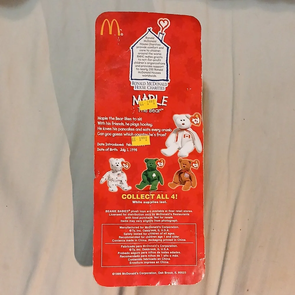 Beanie BABY, Ty Maple‎ the Bear - White Plush Toy. STILL IN PACKAGE
